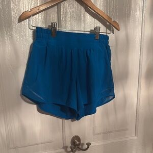 Lululemon Womens Hotty Hot 4” shorts color blue size 6